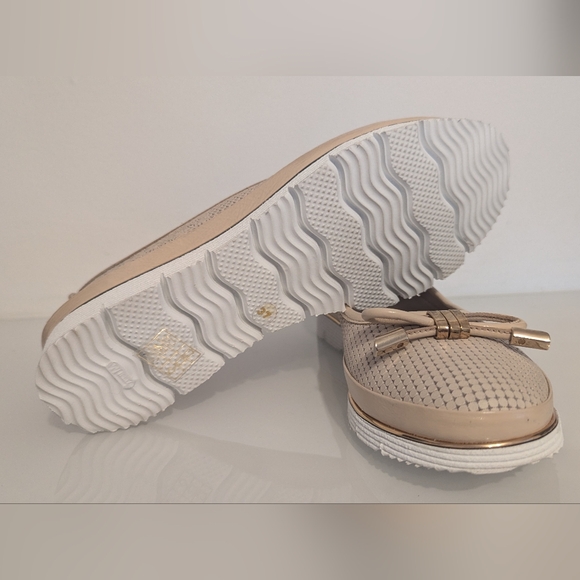 Cagiva dress shoes 37EU - Picture 3 of 6